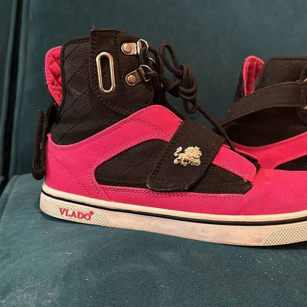 Pink high top sneakers - Picture 3 of 4